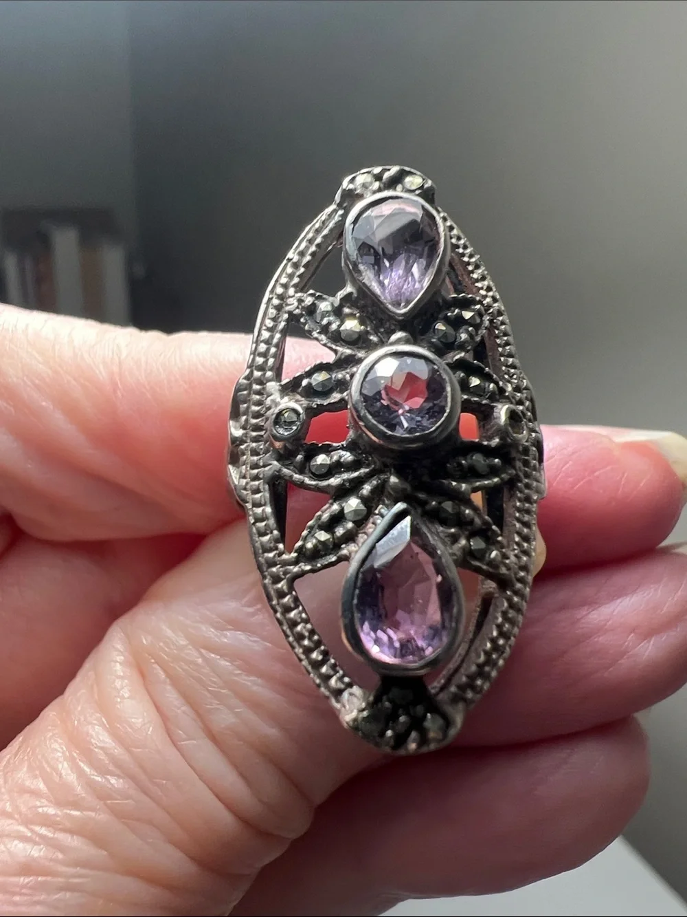 Stylish Silver Ring with Purple Gem Accents - Vintage